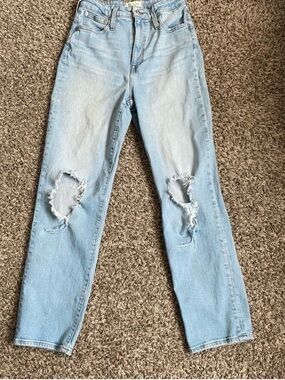 Madewell Jeans Women’s 28 Blue Curvy Perfect Vintage Straight Knee-Rip Edition